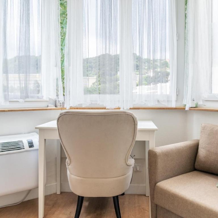 Chateauneuf - Apartment - 2