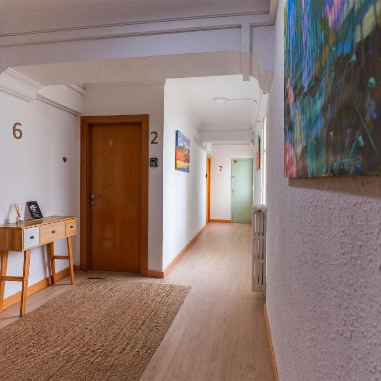 AtuaireHome Hostal en el centro de Burgos - Habitación Doble con baño privado - 9