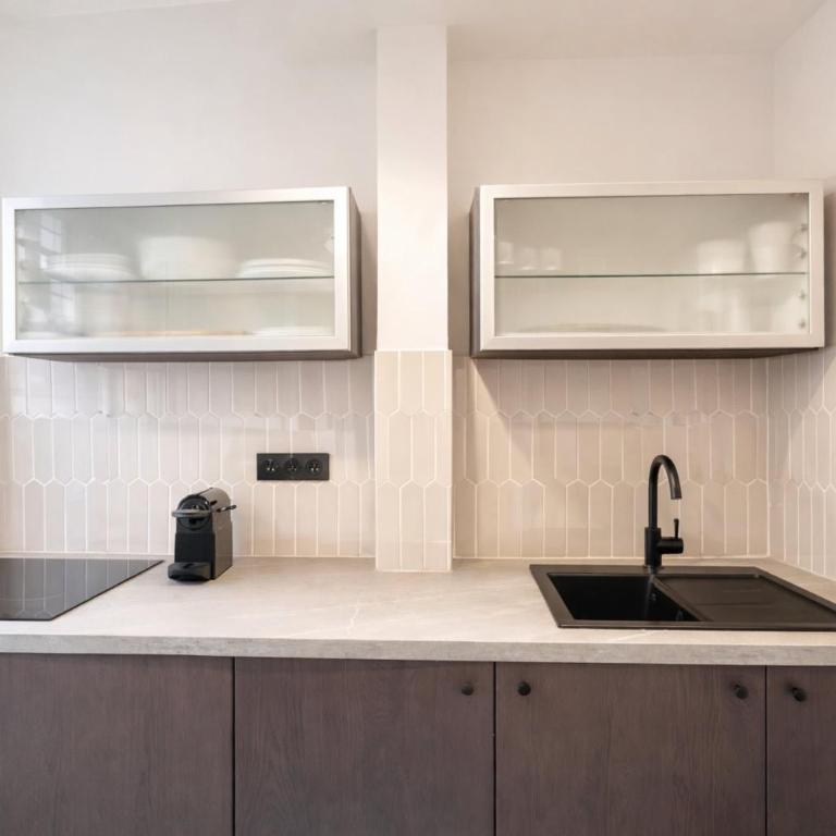 Eiffel Tower - Premium family flat with lift - Appartement - 6