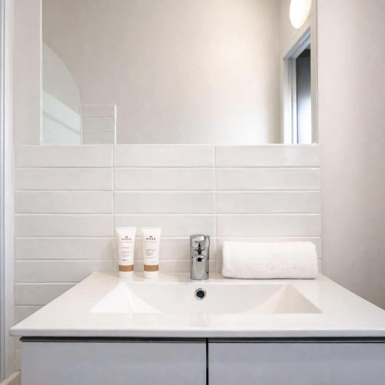 Eiffel Tower - Premium family flat with lift - Appartement - 23
