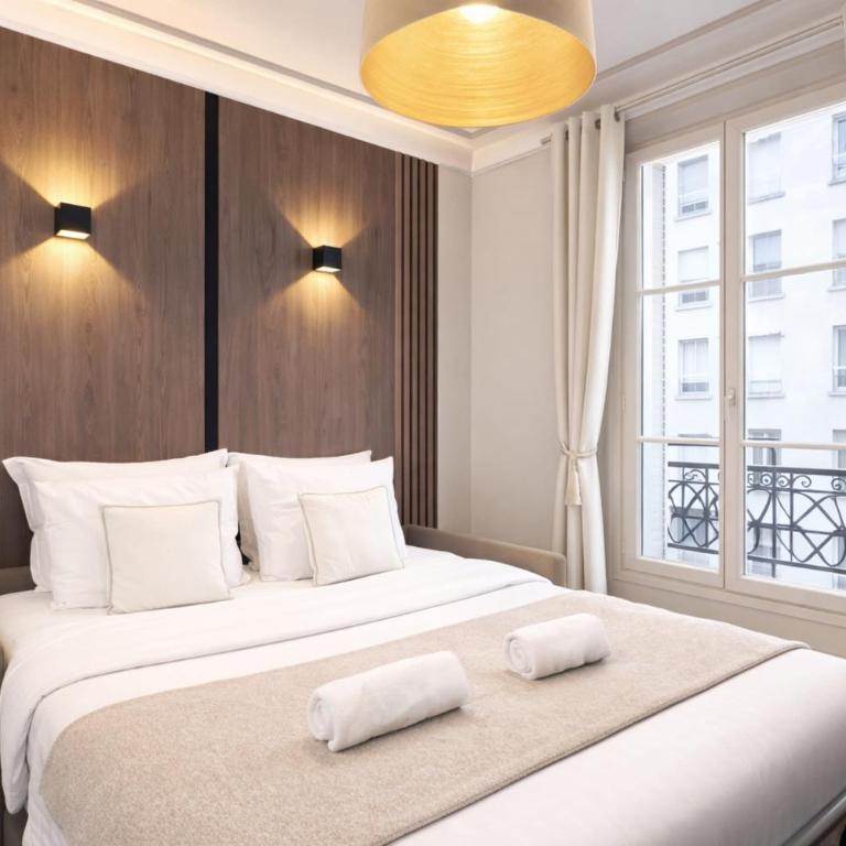 Eiffel Tower - Premium family flat with lift - Appartement - 30