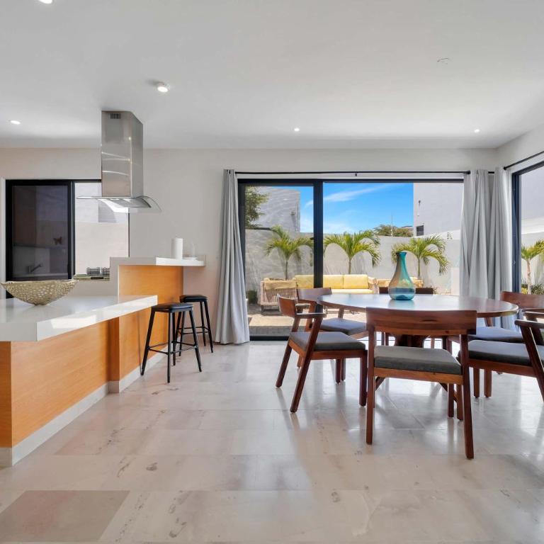 Stunning & Beautiful House with Private Pool - Casa - 15