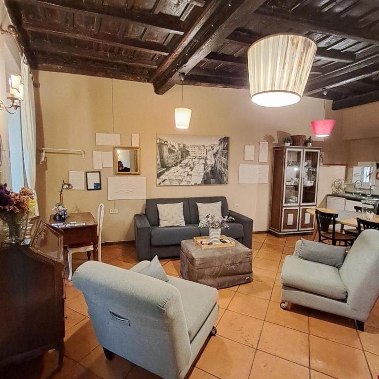 Apartments Campo de Fiori - One-Bedroom House - 11