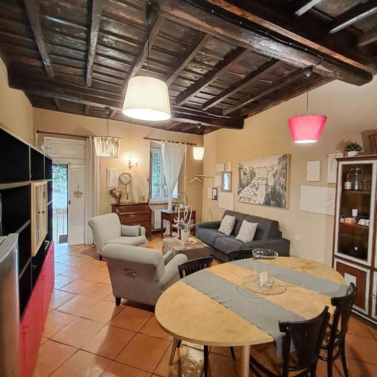 Apartments Campo de Fiori - One-Bedroom House - 12