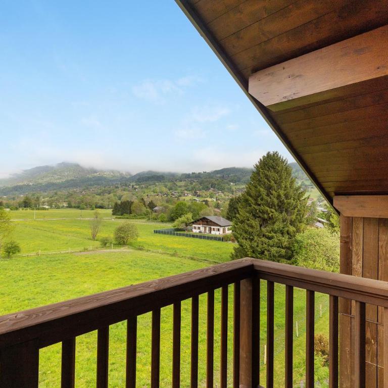 Les 3 Marmottes - centre Samoëns - Three-Bedroom Premium Apartment with Balcony - 29