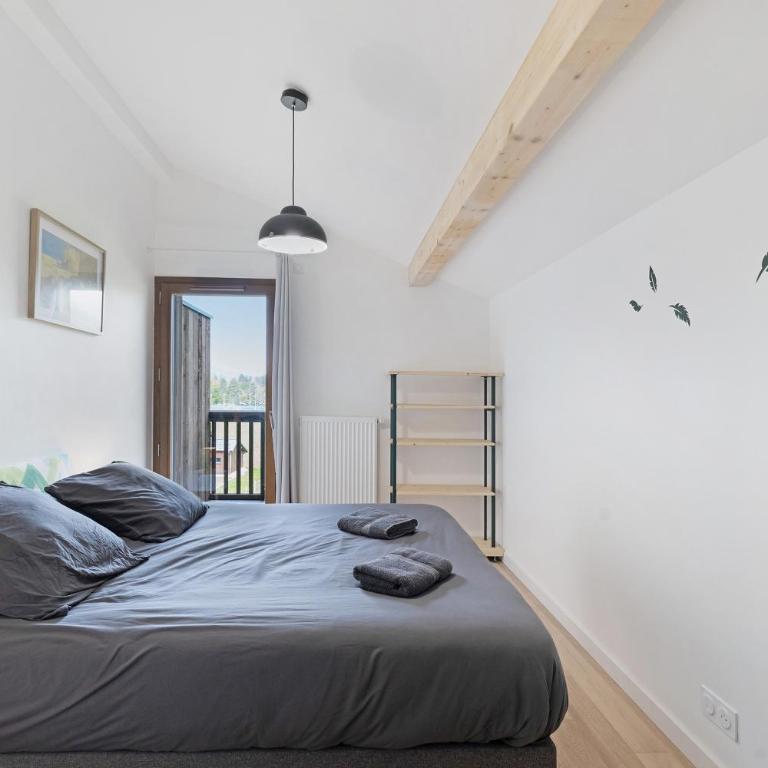 Les 3 Marmottes - centre Samoëns - Three-Bedroom Premium Apartment with Balcony - 17