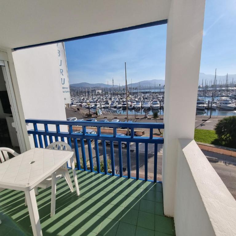 Sokoburu Deluxe Beach - Studio avec Terrasse - 1