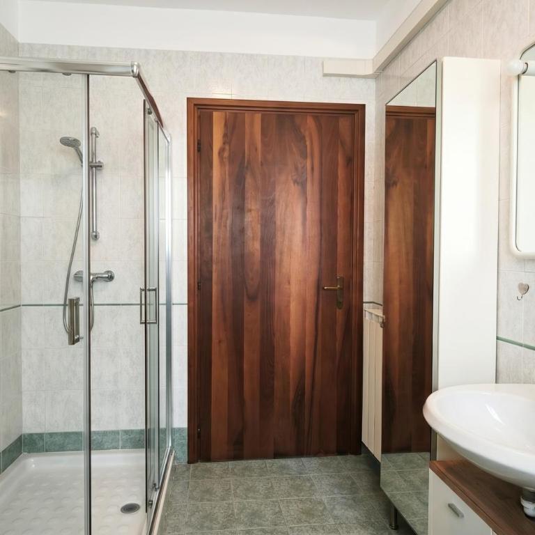 Appartamento Lugana - Appartamento Familiare con 2 Camere da Letto e Vista - 16