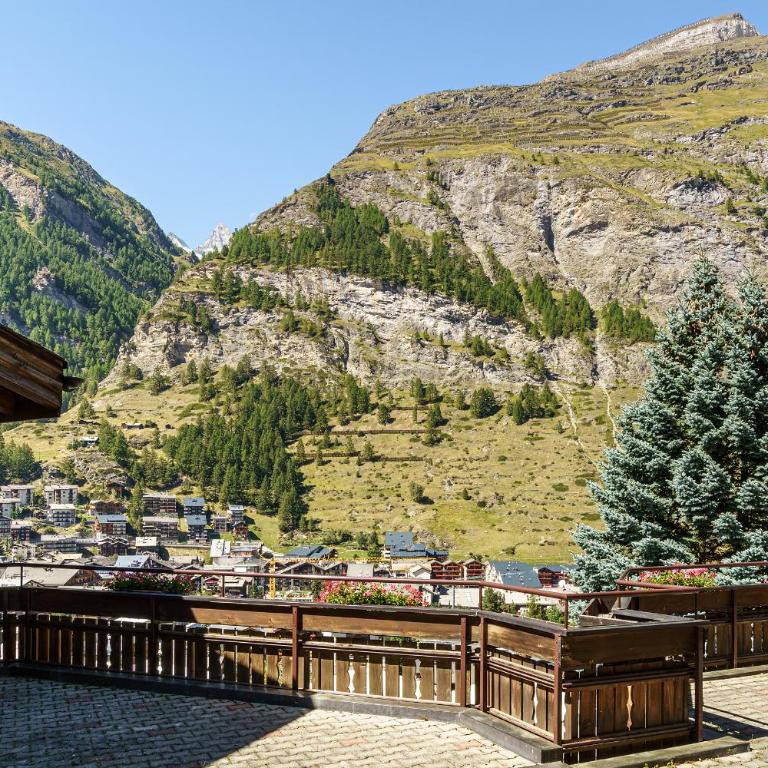 Hotel Alpenroyal - Standard Doppelzimmer mit Balkon oder Terrasse im Erdgeschoss - 5