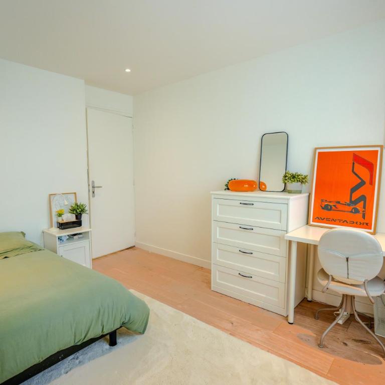 Quiet Line Coliving - Chambre dans T4 de 68m2 - Jusqu'à 2 personnes - Wifi Fibre -Gare à 15 min - GEM à 2 min - Doppelzimmer - 1