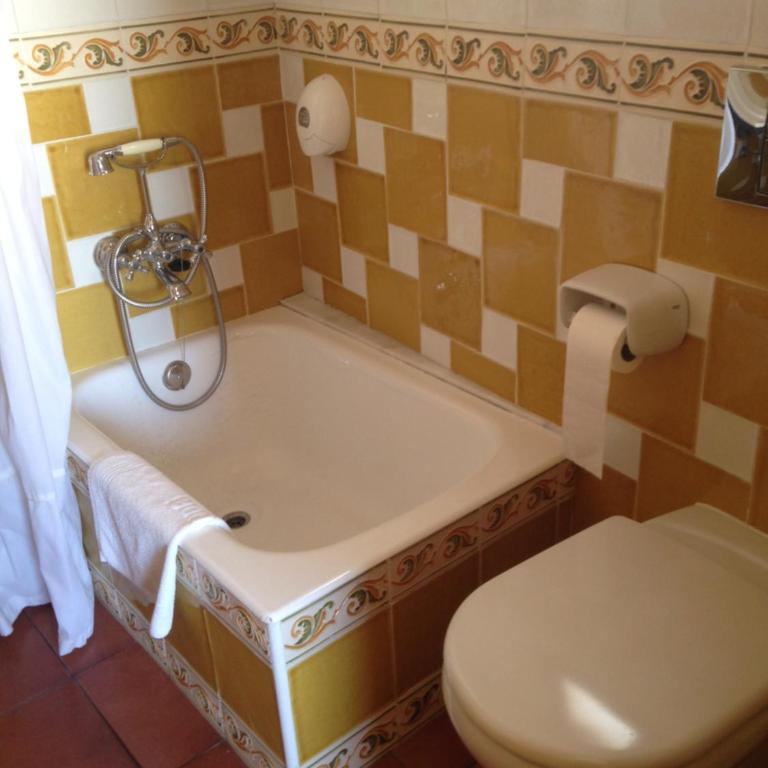Hostal Aranda - Habitación Doble con 2 camas individuales - 1ª planta - 11