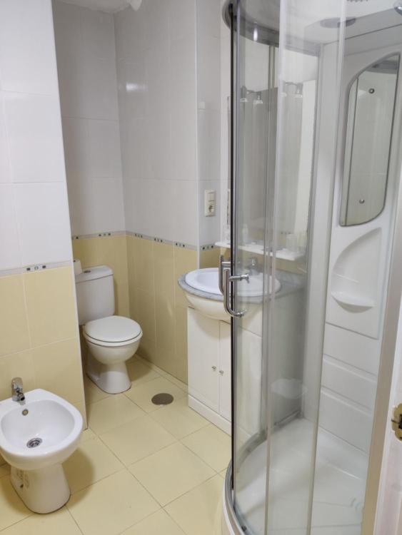 Ecorooms SCQ estación - Habitación Doble - 2 camas - 9