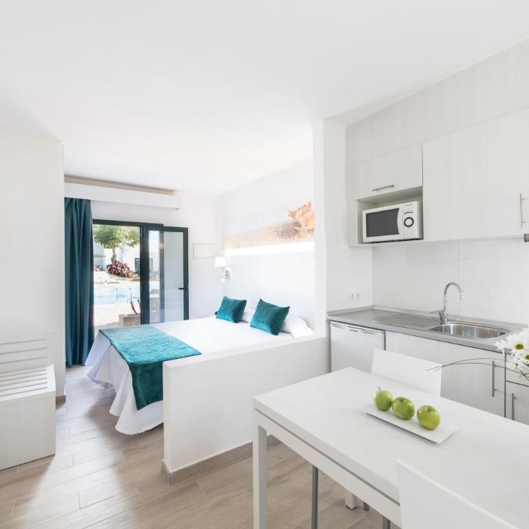 Hotel THB Flora - Estudio Superior (2 adultos) - 2