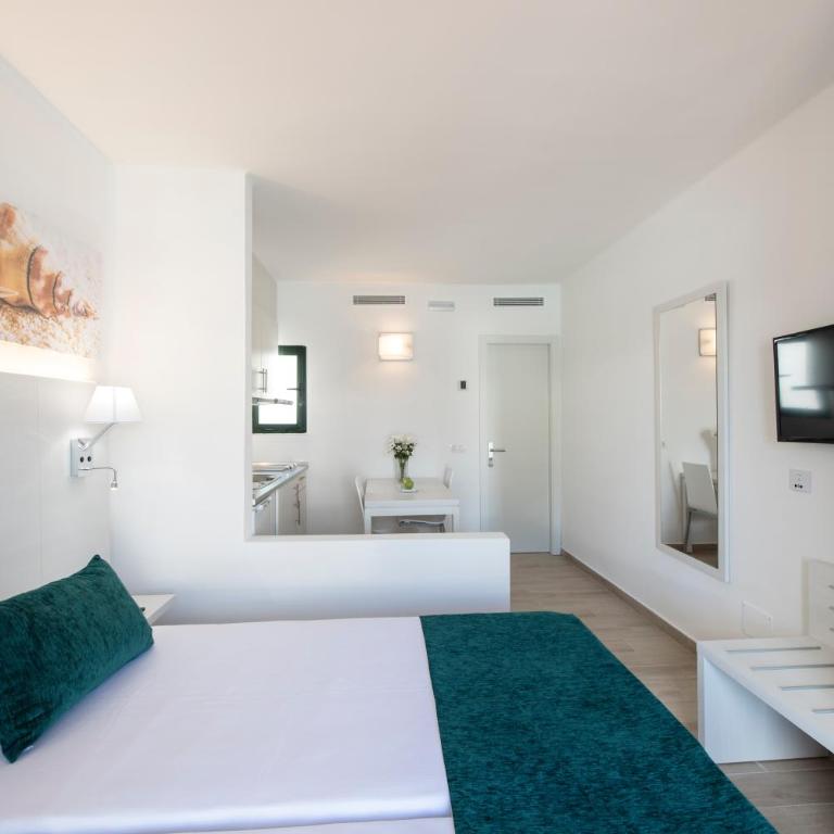Hotel THB Flora - Estudio Superior (2 adultos) - 4