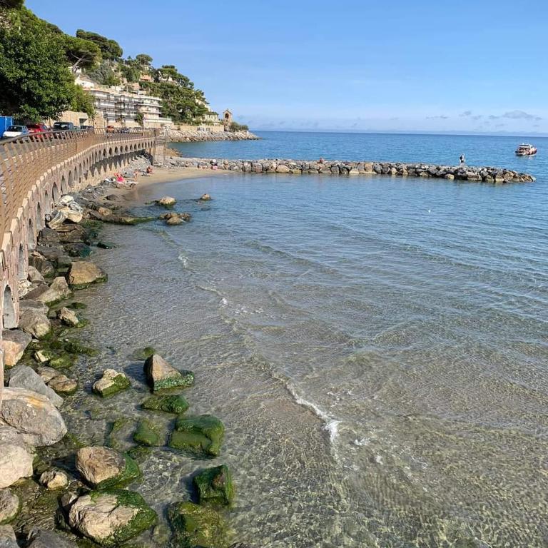 La Boutique del Mare - Appartamento Deluxe con 2 Camere da Letto e Vista Oceano - 3