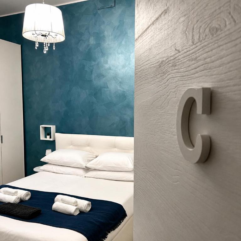 B&B Underground Milano Centro - Queen Room with Shared Bathroom - 18