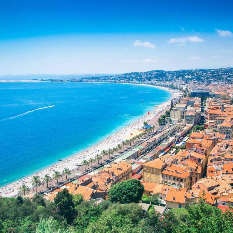 HYPER Centre - Balcon - Calme - Climatisation - Wifi - Tramway - Cuisine équipé - Appartement 1 Chambre - 26