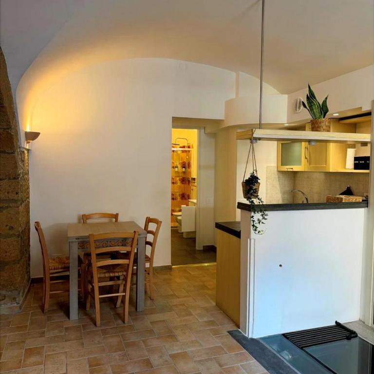 Casa tipica orvietana, nel centro storico Wi-Fi e AC - Appartamento con 1 Camera da Letto - 7