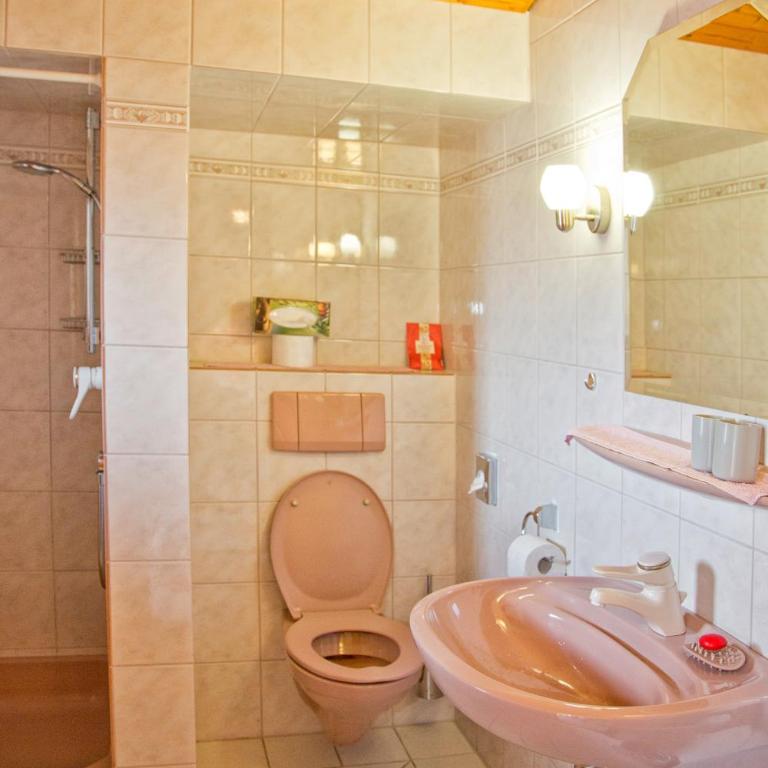Pension Restner - Doppelzimmer - 9
