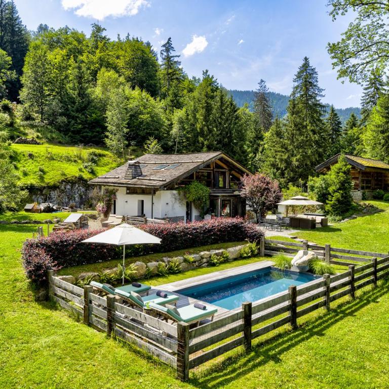 Chalet la Forêt Dormante - Villa avec Piscine Privée - 1