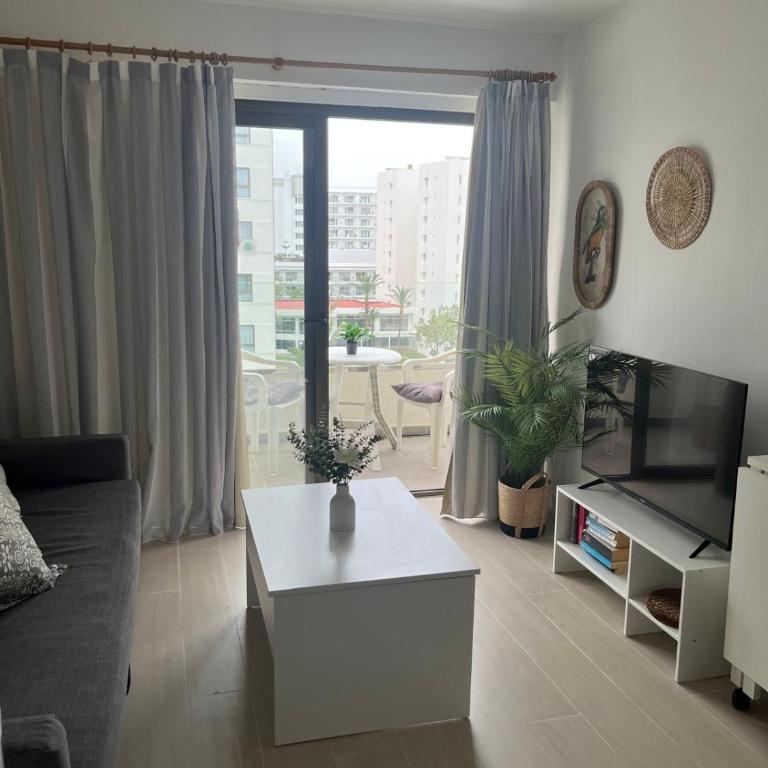 WintowinRentals Newly Renovated Private Suite Beachfront & Steps to the Marina - Apartamento de 1 dormitorio - 4