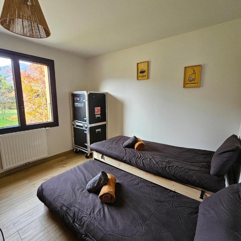 Appartement neuf proche ski, lac et centre village - Apartment mit 2 Schlafzimmern und Terrasse - 6