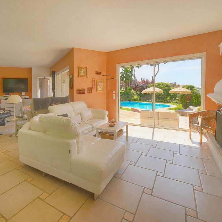 FRGK Villa Claude Juan-les-Pins Luxury Stay with Pool & Ultra-Fast Wi-Fi - Villa - Vue sur Mer - 21