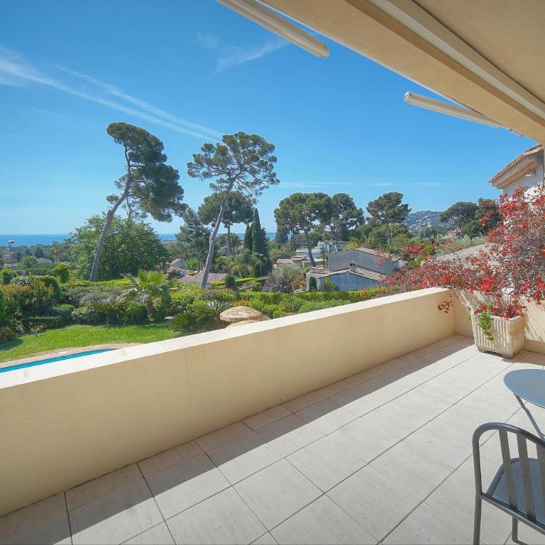 FRGK Villa Claude Juan-les-Pins Luxury Stay with Pool & Ultra-Fast Wi-Fi - Villa - Vue sur Mer - 30