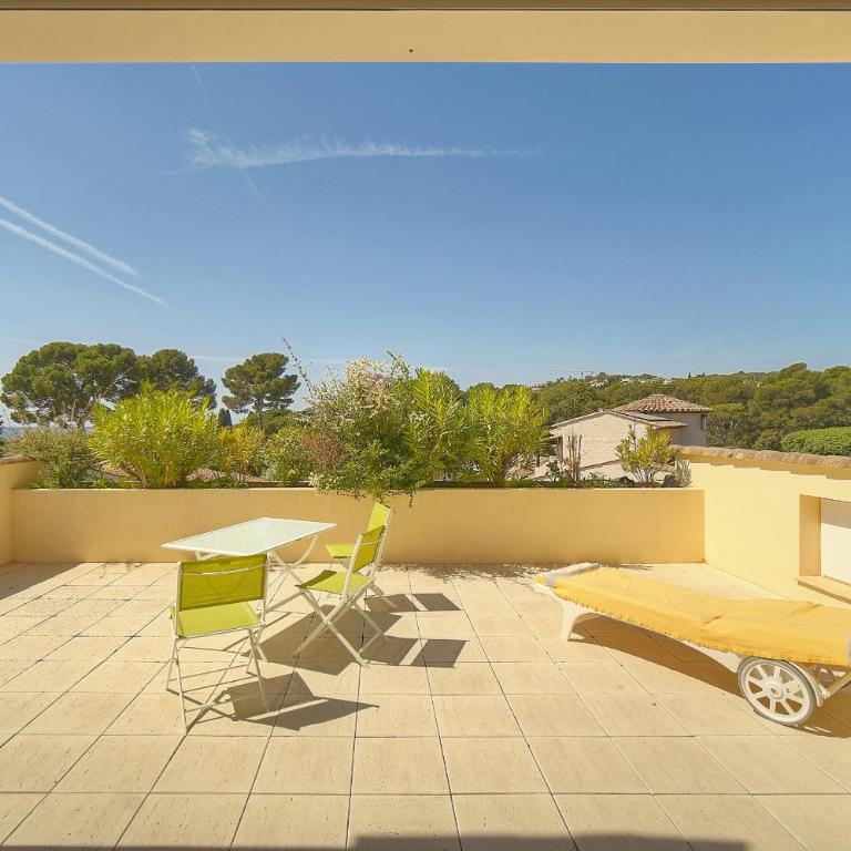FRGK Villa Claude Juan-les-Pins Luxury Stay with Pool & Ultra-Fast Wi-Fi - Villa - Vue sur Mer - 35