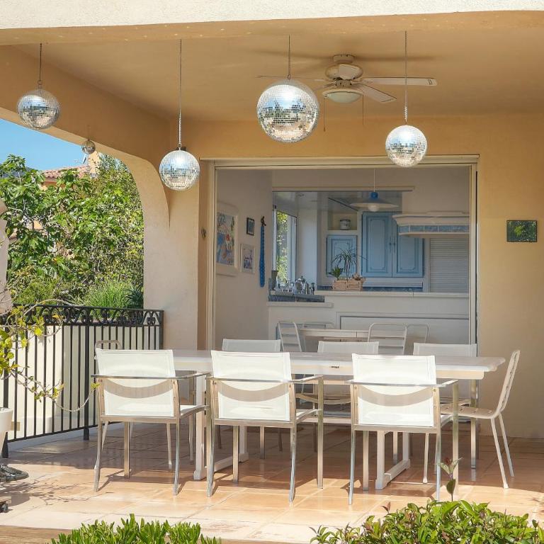 FRGK Villa Claude Juan-les-Pins Luxury Stay with Pool & Ultra-Fast Wi-Fi - Villa - Vue sur Mer - 37