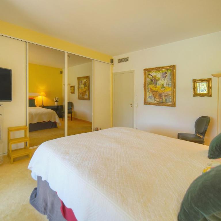 FRGK Villa Claude Juan-les-Pins Luxury Stay with Pool & Ultra-Fast Wi-Fi - Villa - Vue sur Mer - 42