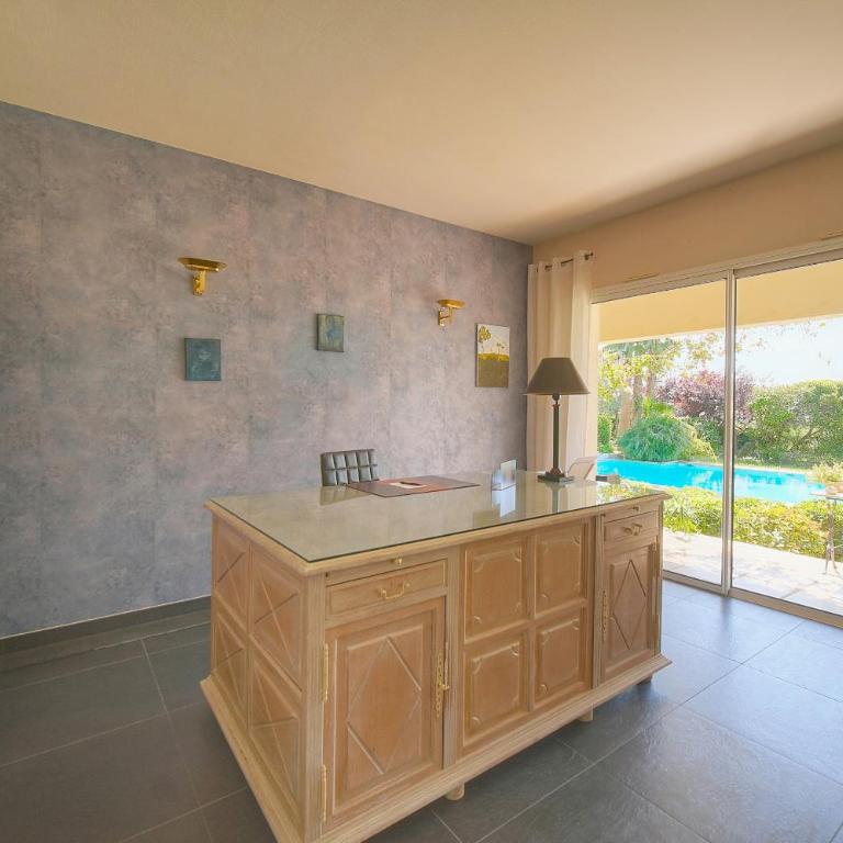 FRGK Villa Claude Juan-les-Pins Luxury Stay with Pool & Ultra-Fast Wi-Fi - Villa - Vue sur Mer - 50