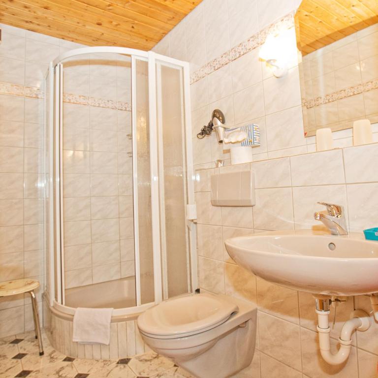 Pension Restner - Doppelzimmer - 18