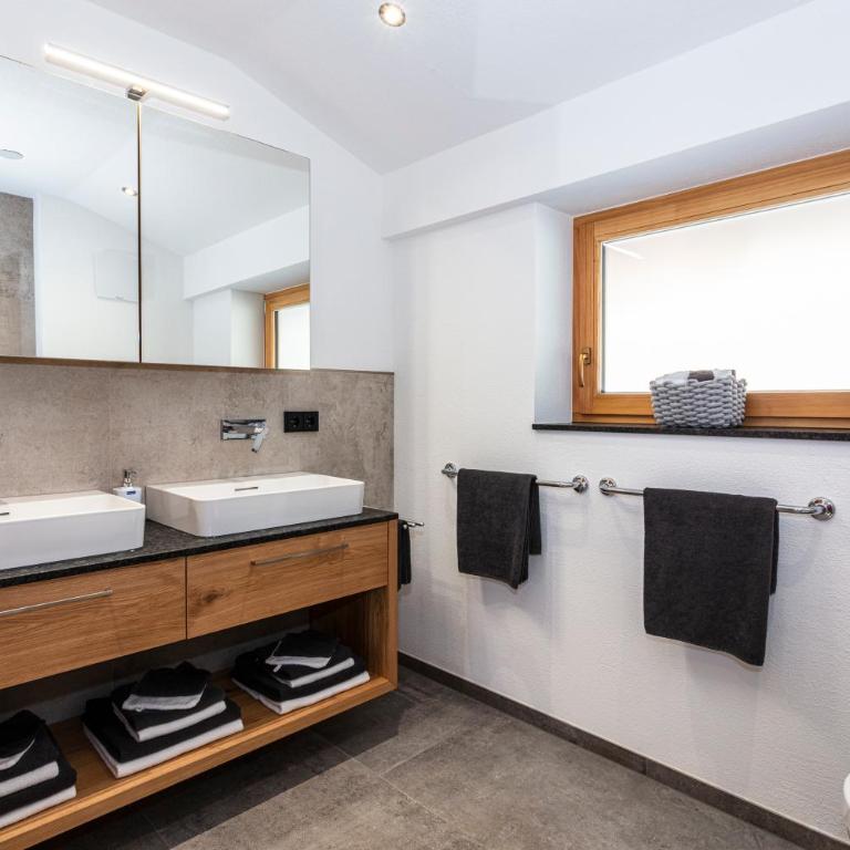 Ferienwohnungen Hausbacher-Bichlhof - Apartment mit 2 Schlafzimmern und Dusche - 10