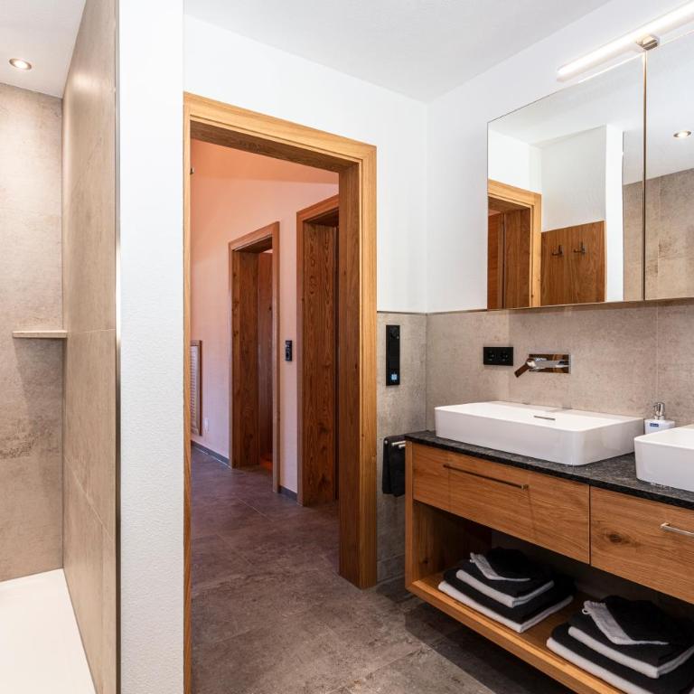 Ferienwohnungen Hausbacher-Bichlhof - Apartment mit 2 Schlafzimmern und Dusche - 5