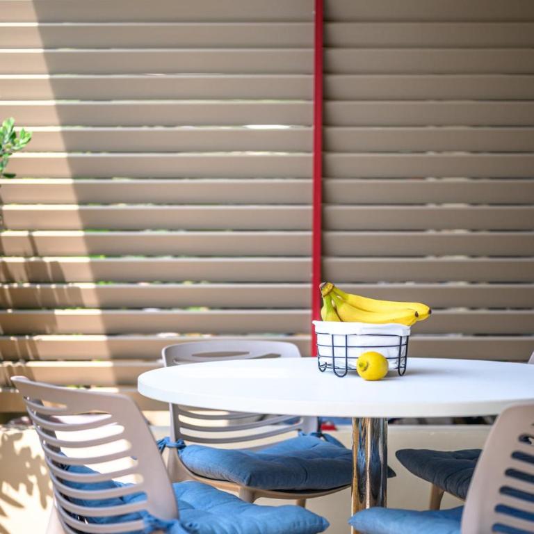 Quiet studio in new residence with pool & AC - Studio avec Balcon - 2