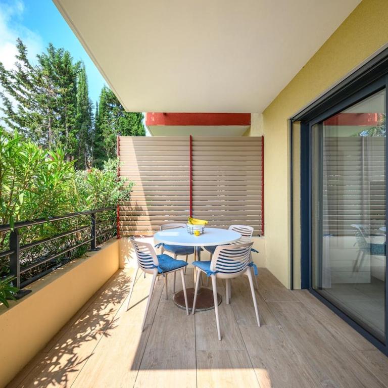 Quiet studio in new residence with pool & AC - Studio avec Balcon - 26