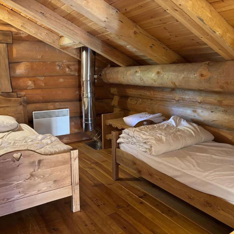 CHALET INDIVIDUEL 4 * EN RONDINS SUR PYRENEES 2000 - Maison 3 Chambres - 8