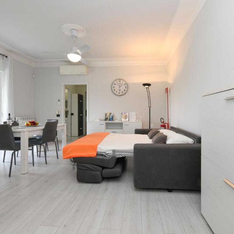 Residenza Adriana - Relax, Piscina e 2 Camere a Sirmione - Appartamento con 2 Camere da Letto - 5