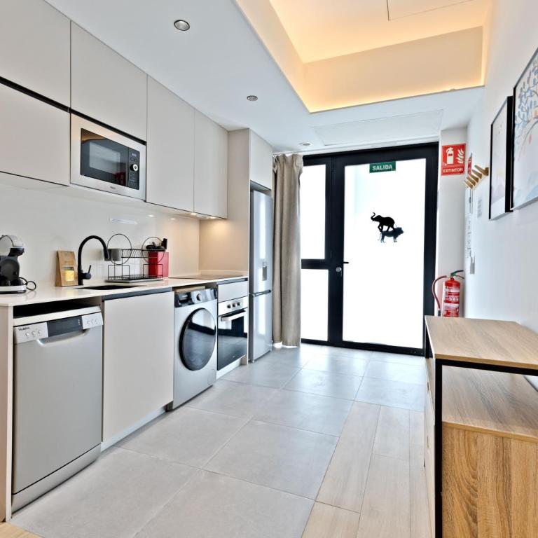 León - Central Apt - Turia Park by Río Turia Apartments - One-Bedroom Apartment - 12
