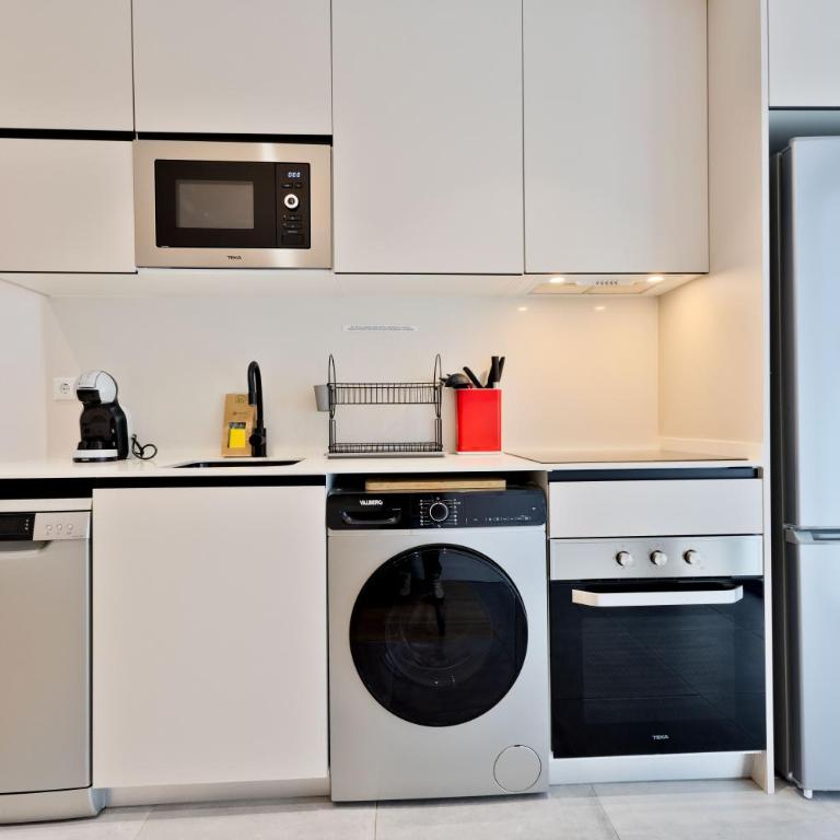 León - Central Apt - Turia Park by Río Turia Apartments - One-Bedroom Apartment - 13