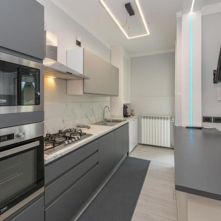 Residenza Adriana - Relax, Piscina e 2 Camere a Sirmione - Appartamento con 2 Camere da Letto - 6