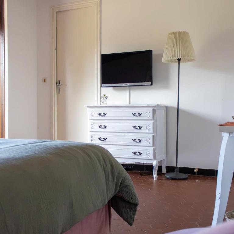 GOLF CLUB D'UZES - Chambre Double - Vue sur Jardin - 4