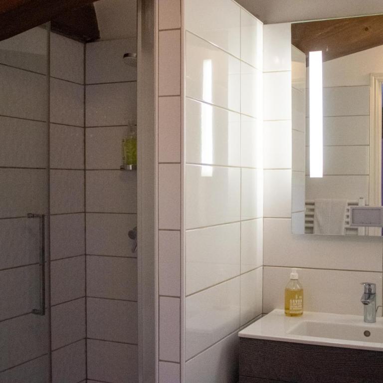 GOLF CLUB D'UZES - Chambre Double - Vue sur Jardin - 7