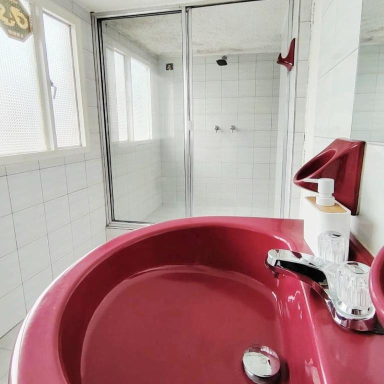 Spacious house near Zona T and Parque de la 93 - Four-Bedroom Vacation Home - 18
