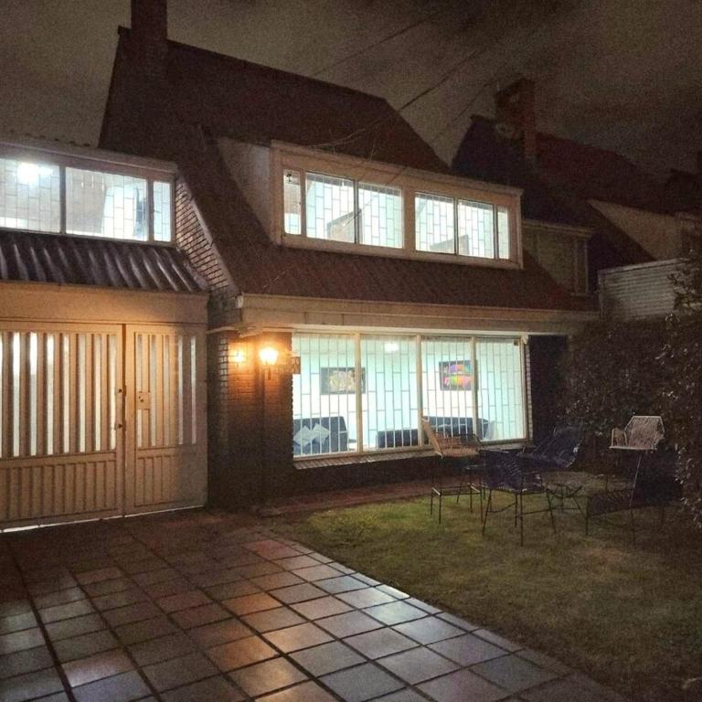 Spacious house near Zona T and Parque de la 93 - Four-Bedroom Vacation Home - 26
