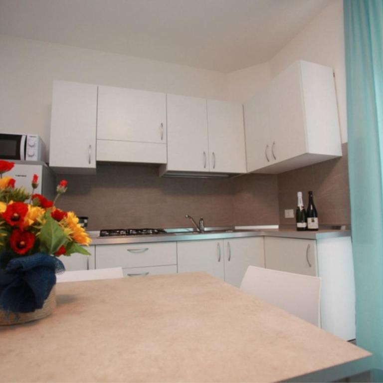 Charming flat for up to 6 guests near the beach - Appartamento - 9