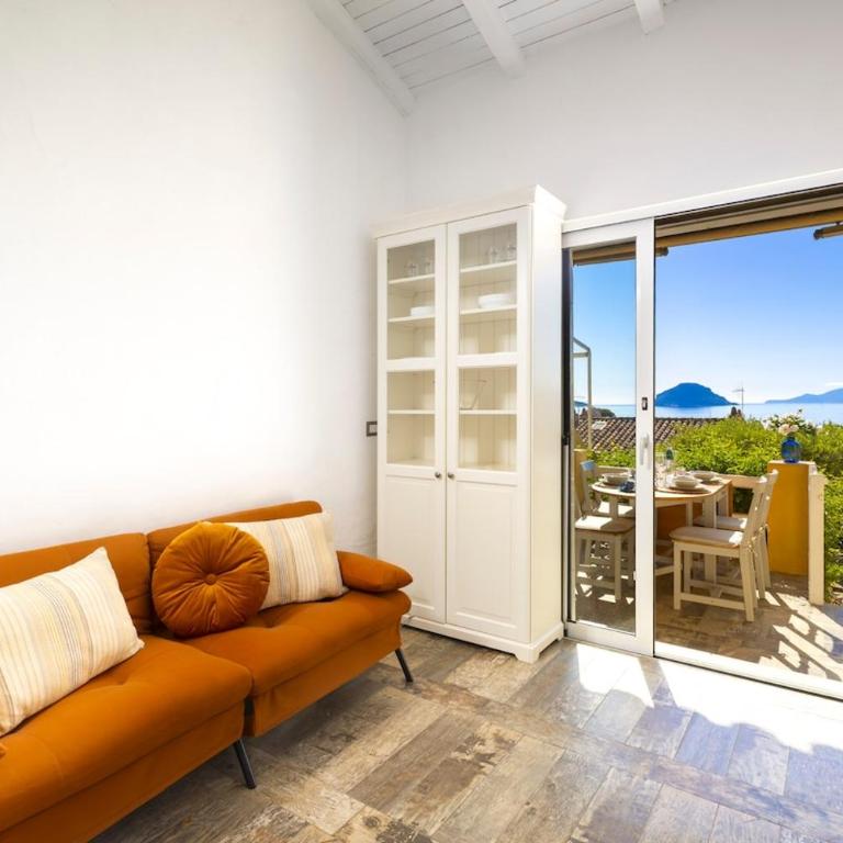 Sea-view loft in Golfo Aranci, 200m from the beach - Appartamento con 2 Camere da Letto - 12