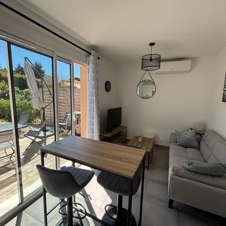 la pause detente, villa climatisée avec jardin et parking privés, à 5 mn de la mer, au calme - Casa con 1 dormitorio - 11