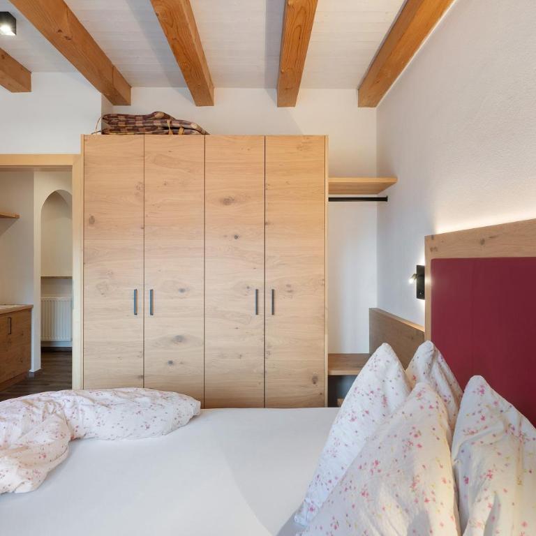 Residence Sonngart - Two-Bedroom Deluxe Apartment with Garden View - 17